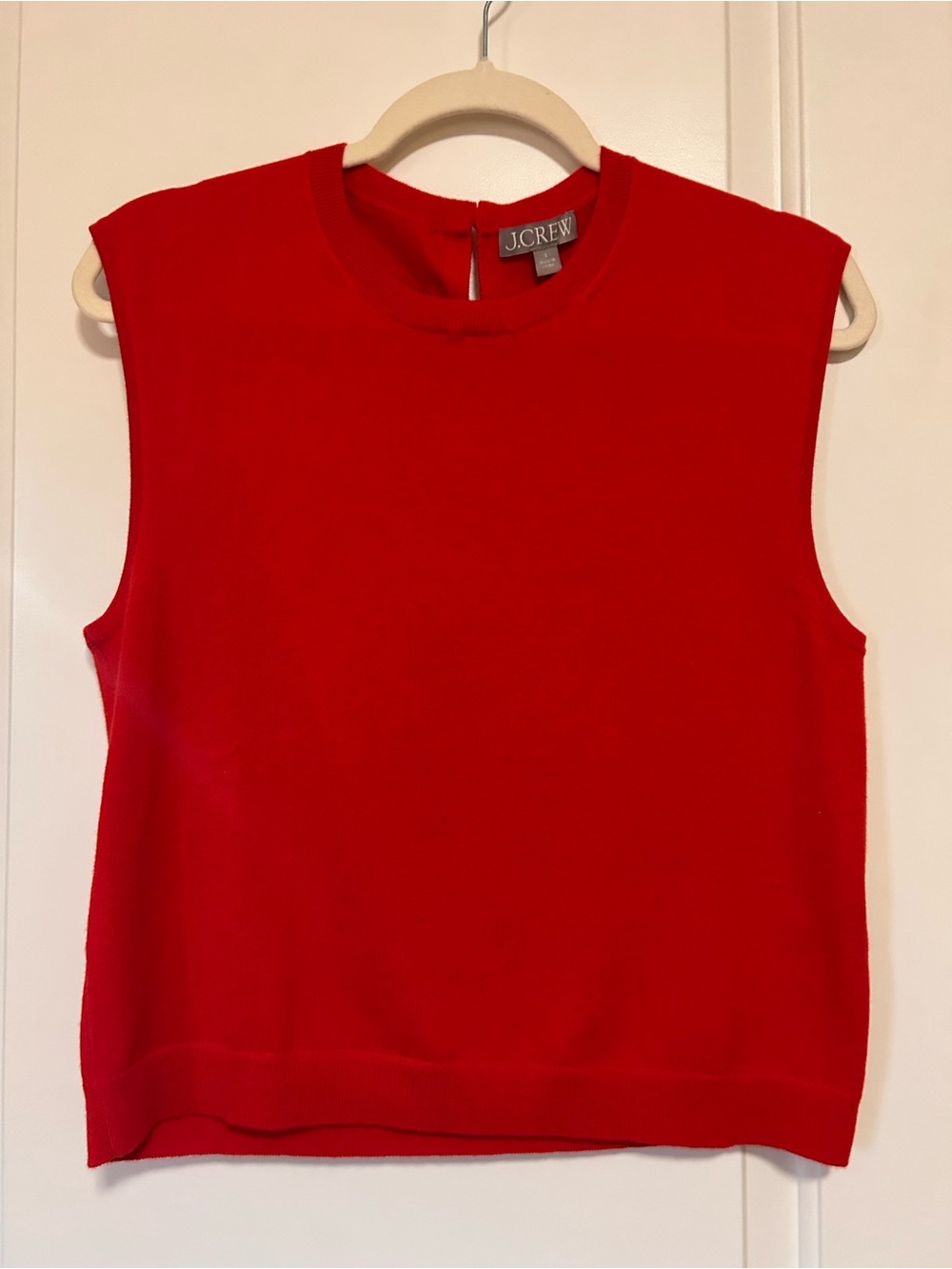 🍓♥️NWOT♥️🍒J. Crew Red Sleeveless Cashmere Shell Boss Babe Top 💥💋